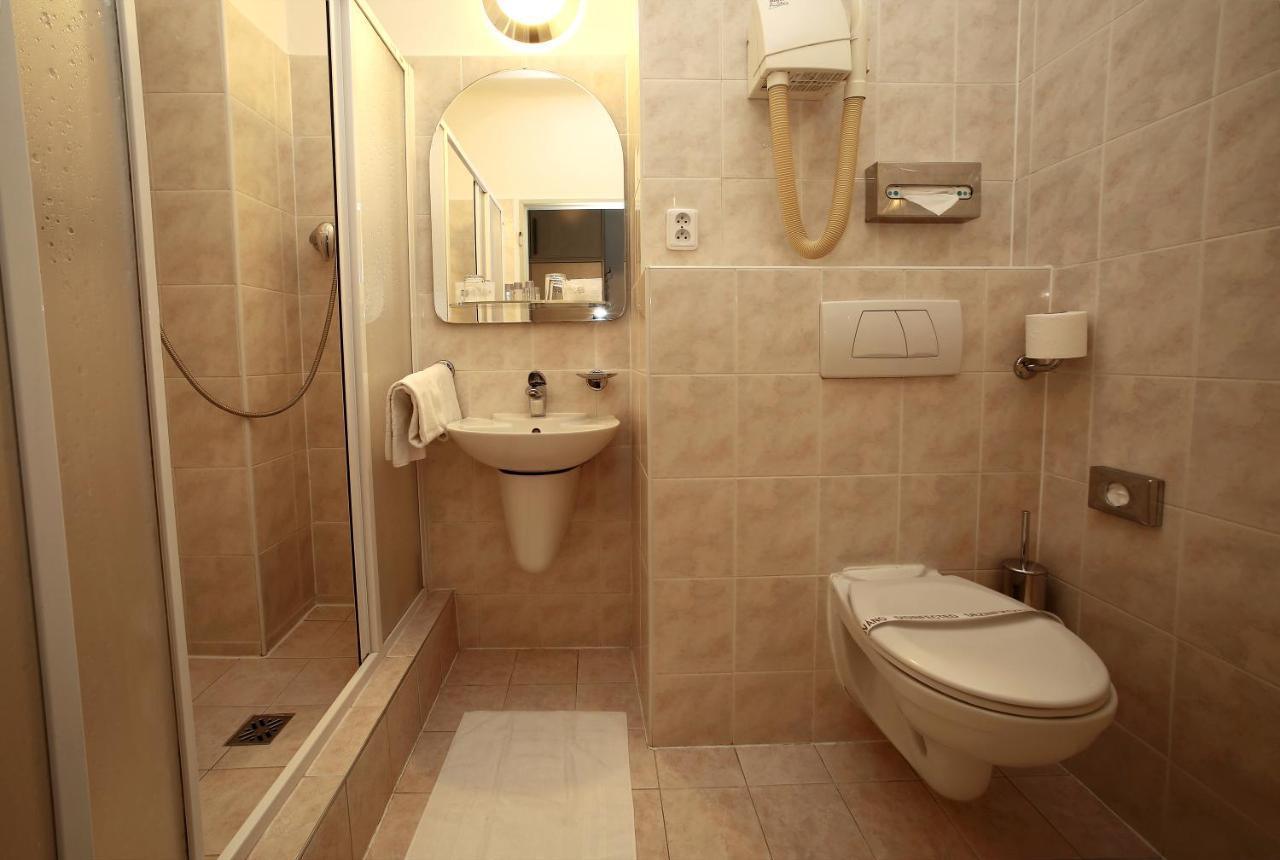 Hotel Central Plzeň Eksteriør billede