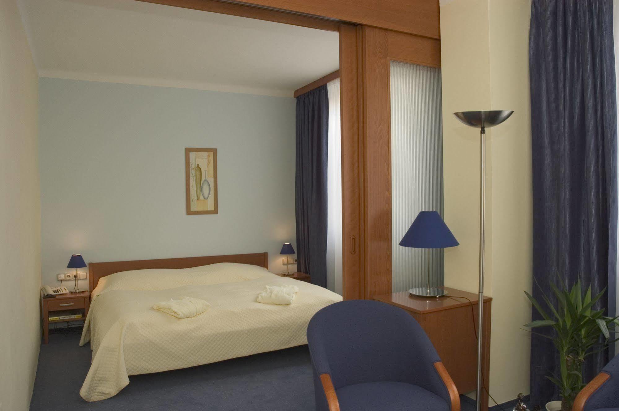 Hotel Central Plzeň Eksteriør billede